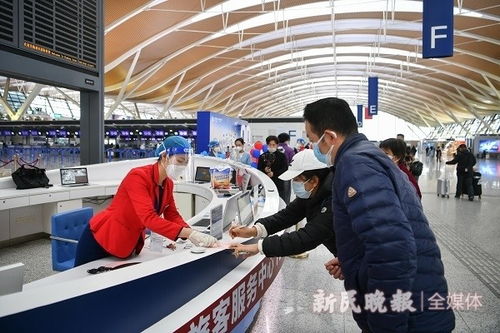 浦東機(jī)場現(xiàn)場問詢 翔音組 成立20周年 窗口第一崗 把海派服務(wù)做實(shí)做細(xì)